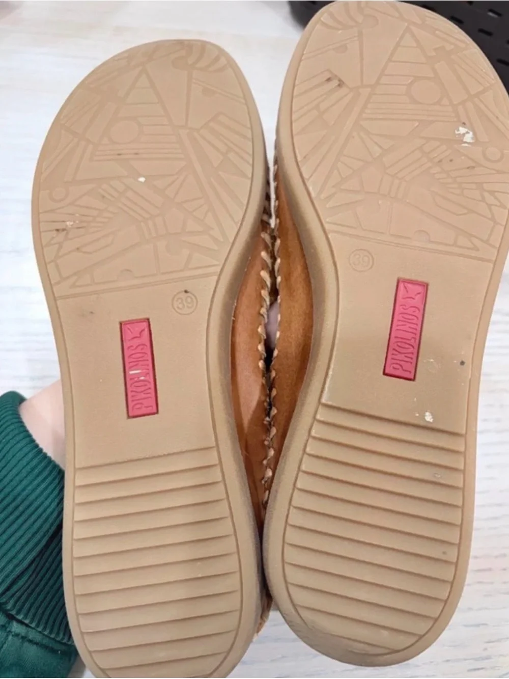 PIKOLINOS comfortable leather